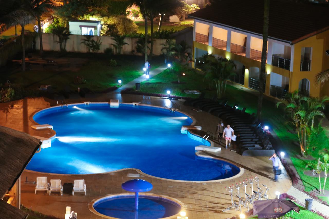 Hotel Palm Beach ปวงต์-นัว ภายนอก รูปภาพ